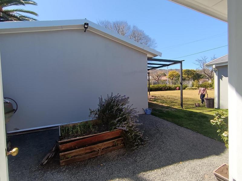 5 Bedroom Property for Sale in Bergsig Eastern Cape